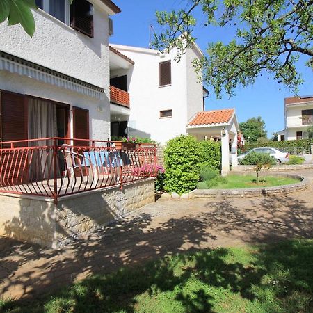 Apartment Ema Near City Center Poreč Exterior foto